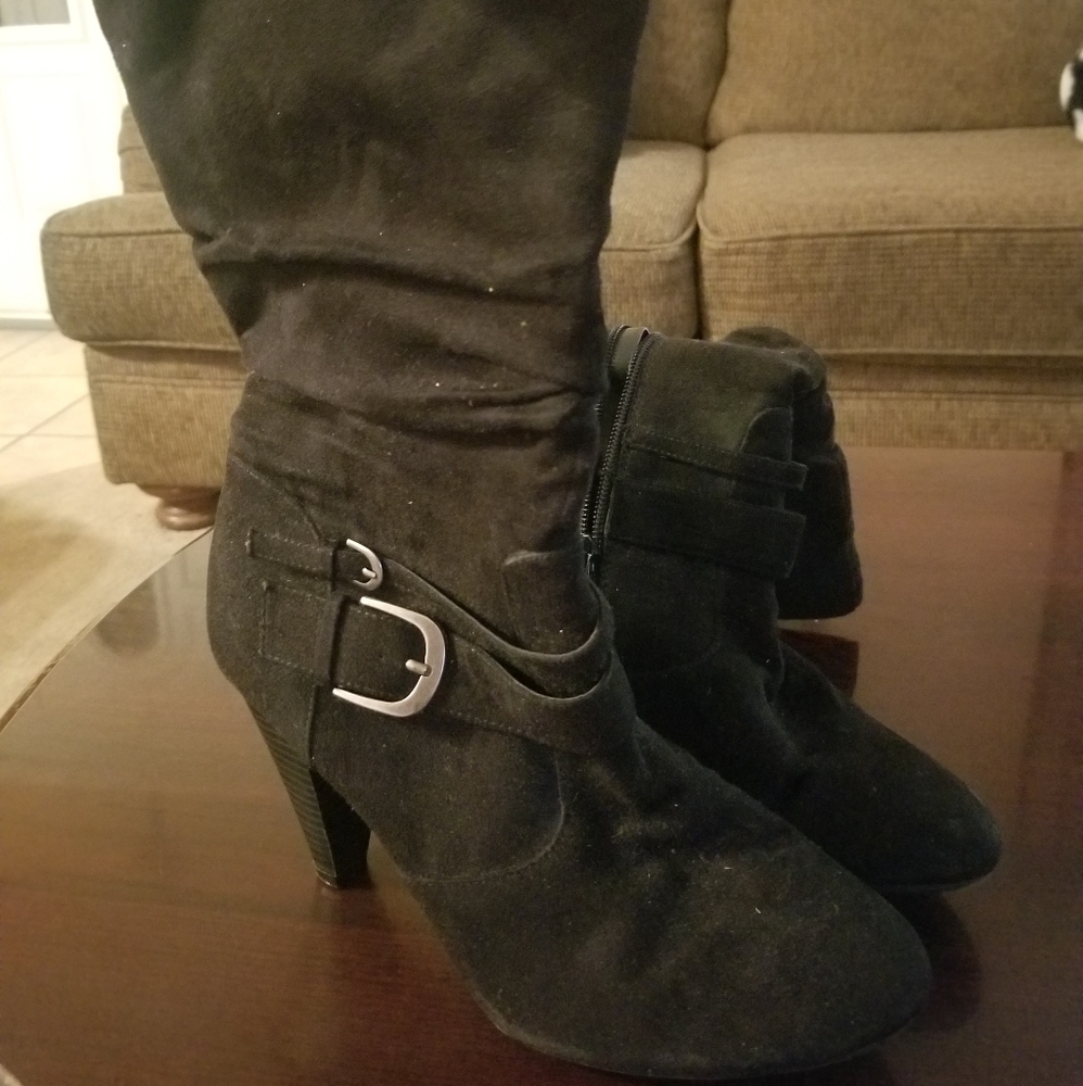 Black Boots